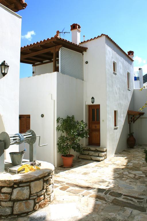 Matina - Stavros Traditional Houses Koronos Bilik gambar